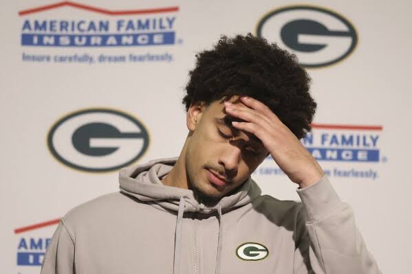 Packers Quarterback Jordan Love Left in tears After Meetings With His ...